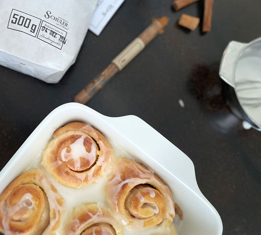 fuffige Zimtschnecken mit Zuckerguss aus Backmischung