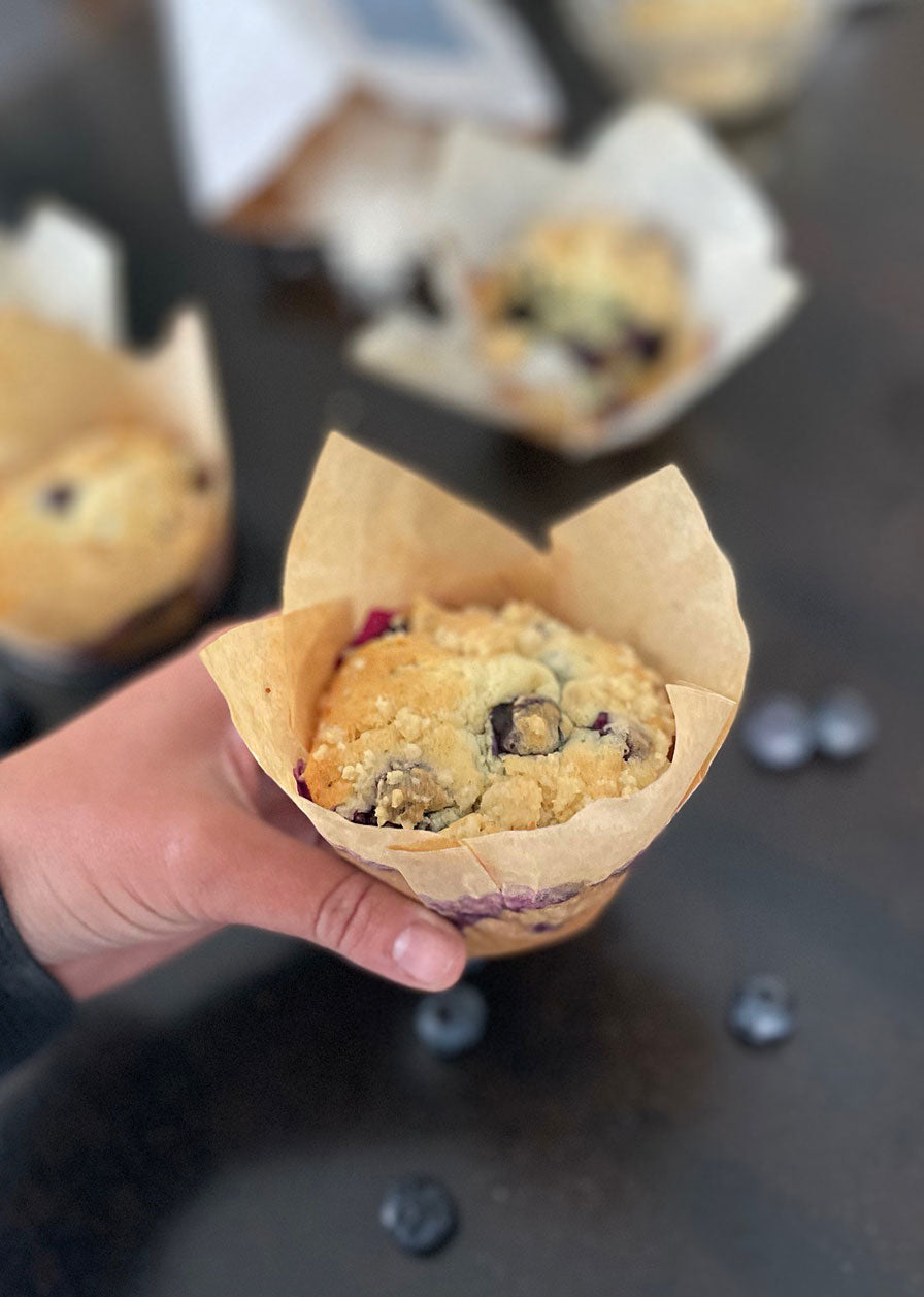 gebackener Blaubeermuffin aus Weizenmehl Type 300