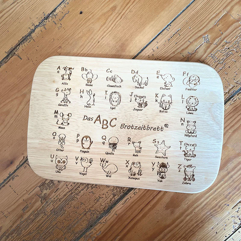 Brotzeitbrett mit alphabet von a bis z Vesperbrett aus Holz mit Lasergravur vom ABC