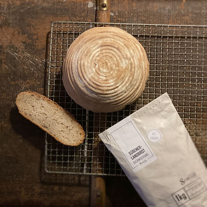 Leckere Backmischung Landbrot mit Brot von der Marke Mehl und Mehr
