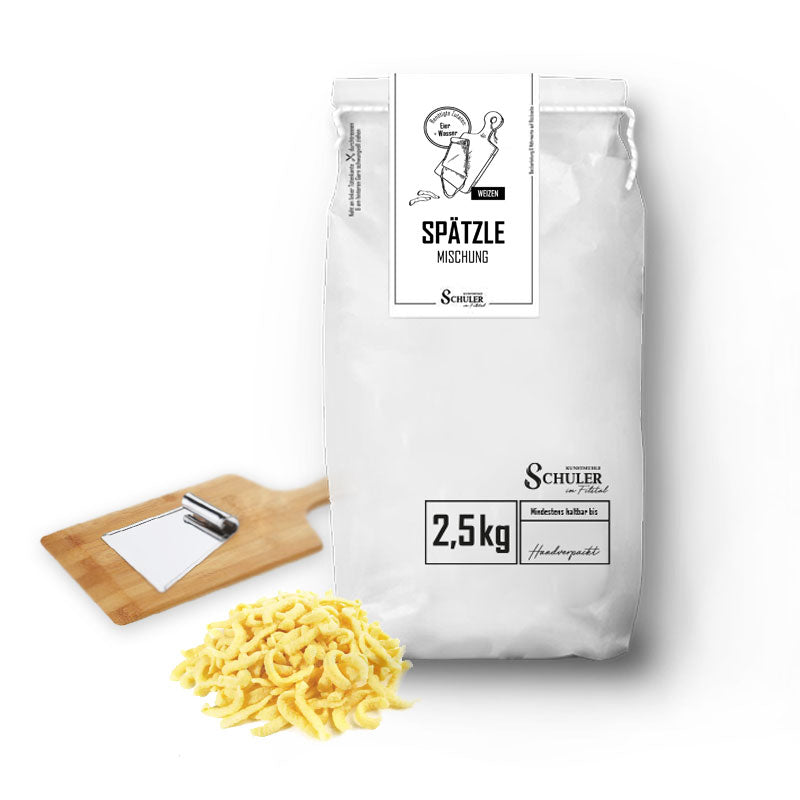 Eine Tüte Spätzle Mehl in 2,5 kg Verpackung aus der Traditionsmühle Schuler im Onlineshop