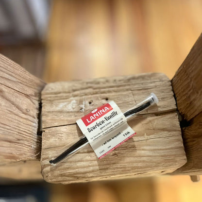 Bourbon Vanille verpackt in Reagenzglas